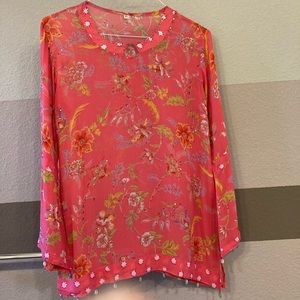 Tunic Georgette Top. Beautiful Georgette Tunic Top. Excellent Condition. Large